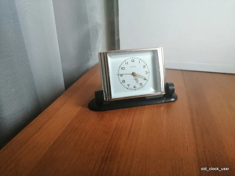 vintage clock ussr