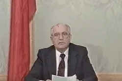 December 25, 1991: Gorbachev Announces the End of the USSR Fotogramma del discorso di Gorbaciov del 25 dicembre 1991 sulla fine dell’URSS – still image from Gorbachev’s 25 December 1991 speech announcing the end of the USSR